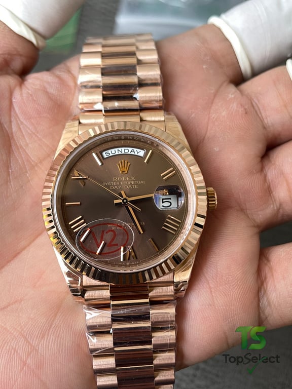 Rolex Day-Date Rose Gold Chocolate Dial - 9