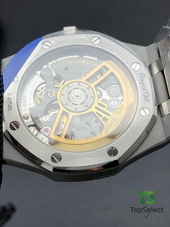 Audemars Piguet Royal Oak 15500 Blue Dial - 4