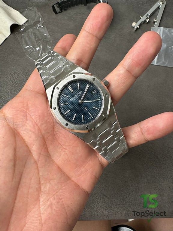 Audemars Piguet Royal Oak 15202 Blue Dial - 9