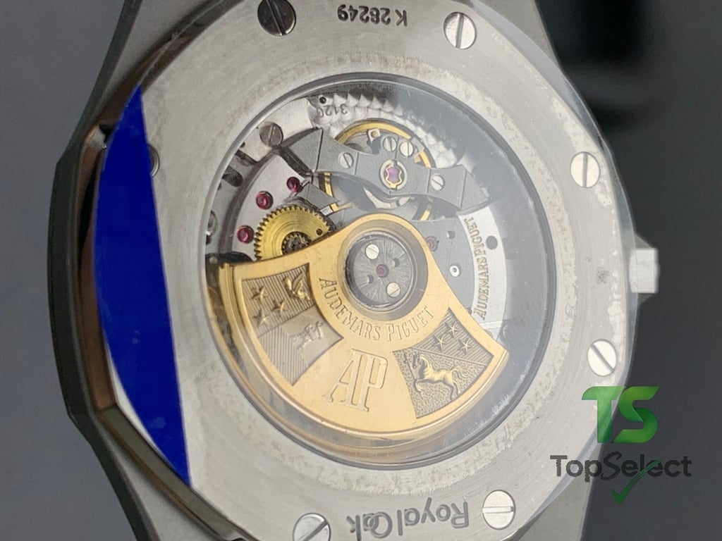 Audemars Piguet Royal Oak 15400 Black Dial - 5