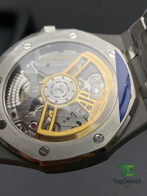 Audemars Piguet Royal Oak 15500 Black Dial - 4