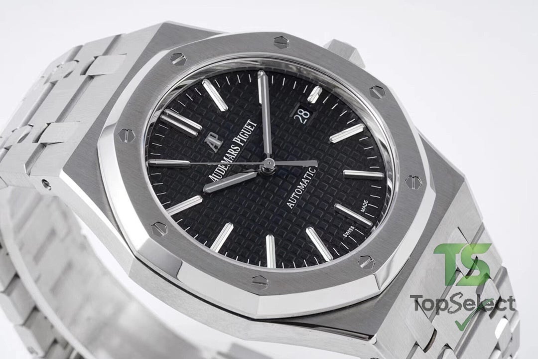Audemars Piguet Royal Oak 15400 Black Dial - 6