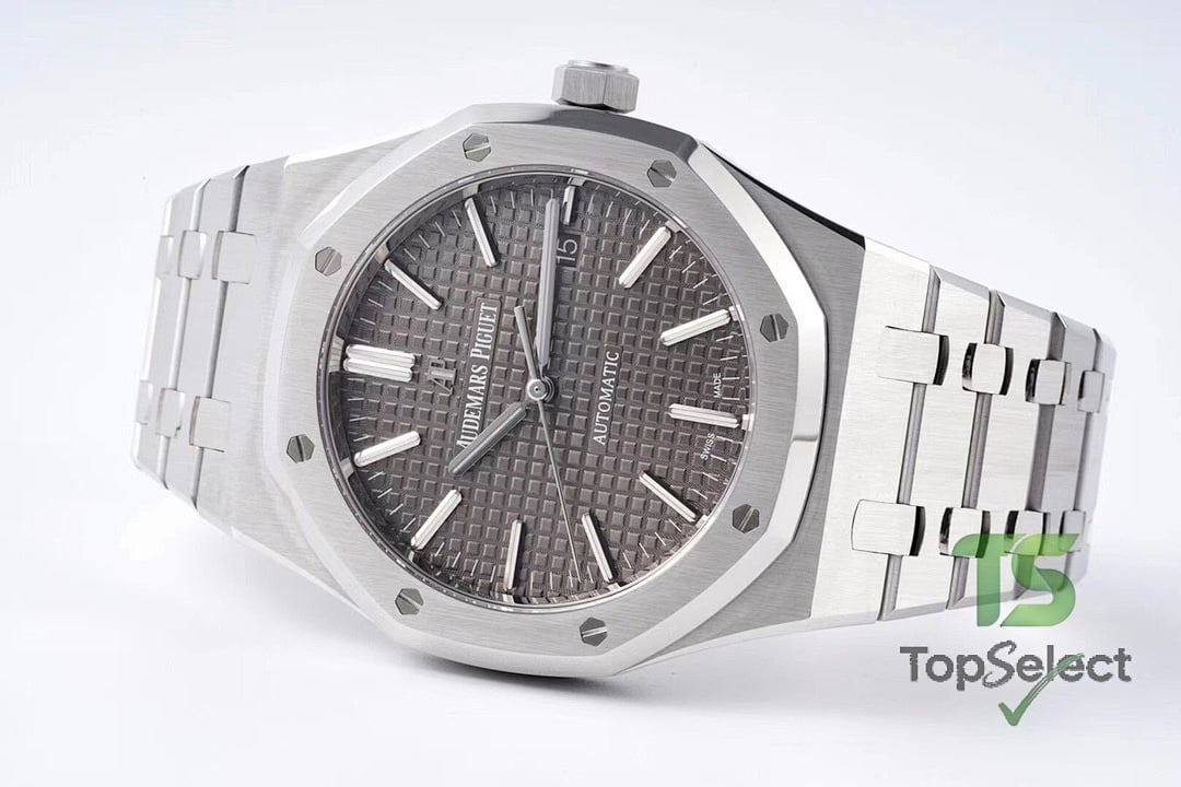 Audemars Piguet Royal Oak 15400 Grey Dial - 7