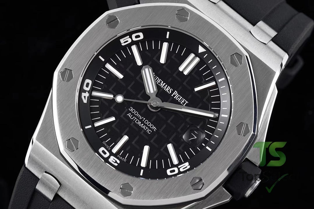 Audemars Piguet Royal Oak Offshore Diver 15710ST Black - 9