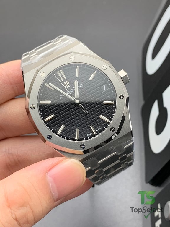 Audemars Piguet Royal Oak 15500 Black Dial - 6