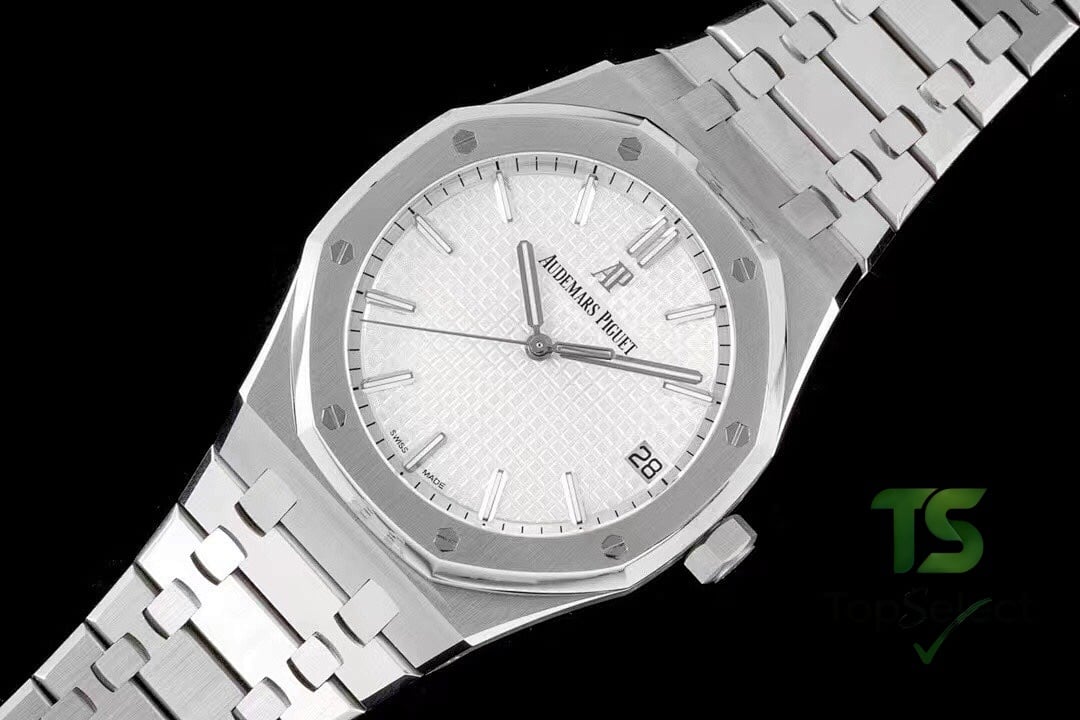 Audemars Piguet Royal Oak 15500 White Dial - 9