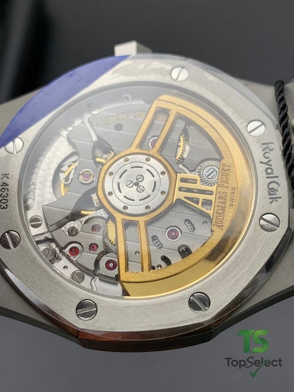 Audemars Piguet Royal Oak 15500 Black Dial - 4