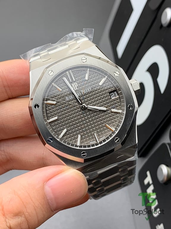 Audemars Piguet Royal Oak 15500 Grey Dial - 3