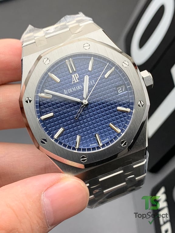 Audemars Piguet Royal Oak 15500 Blue Dial - 6