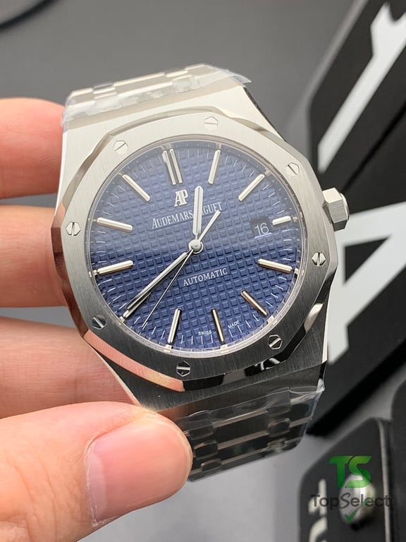 Audemars Piguet Royal Oak 15500 Blue Dial - 5