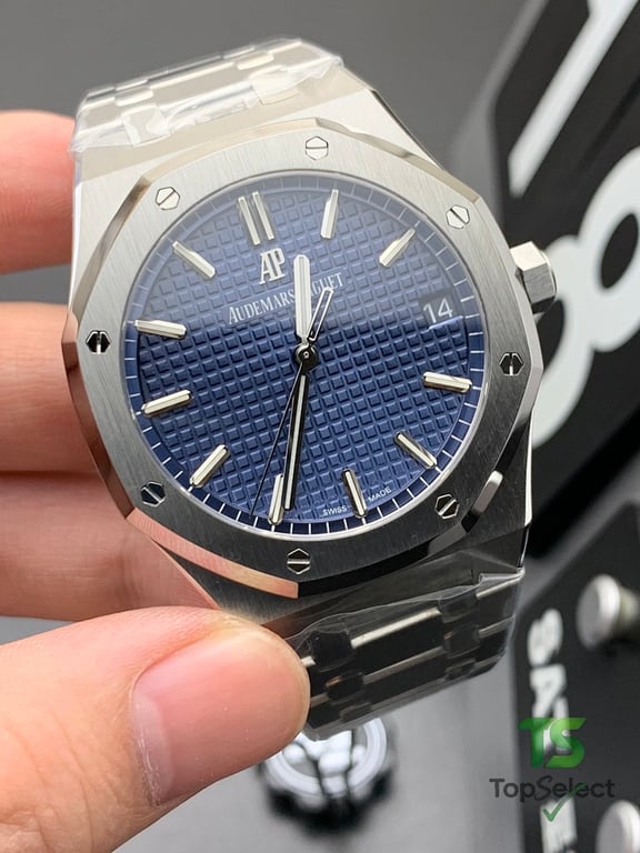 Audemars Piguet Royal Oak 15500 Blue Dial - 6