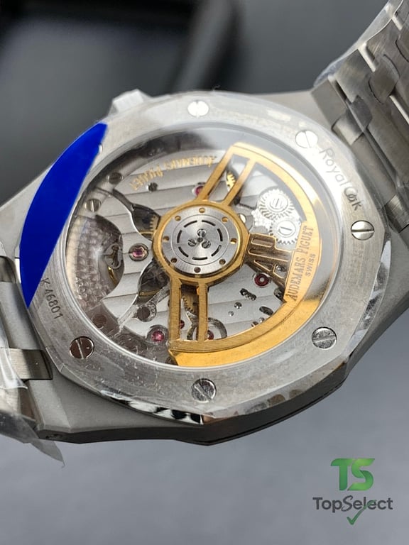 Audemars Piguet Royal Oak 15500 Gray Dial - 2