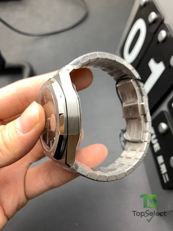Audemars Piguet Royal Oak 15500 Gray Dial - 5
