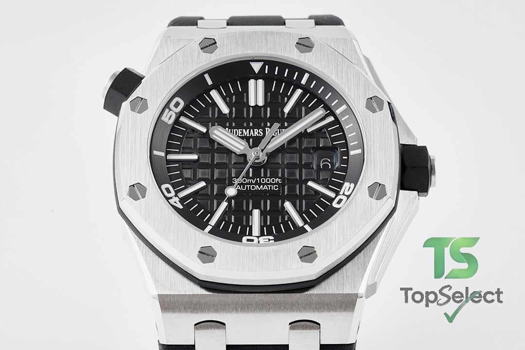 Audemars Piguet Royal Oak Offshore Diver 15703 - 7