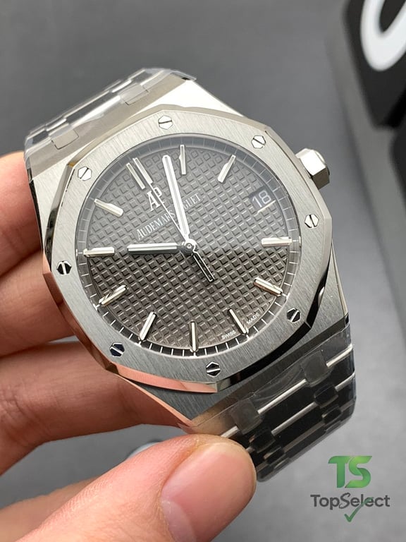 Audemars Piguet Royal Oak 15500 Grey Dial - 5