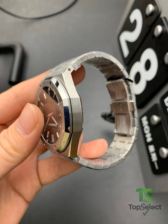 Audemars Piguet Royal Oak 15500 Black Dial - 2