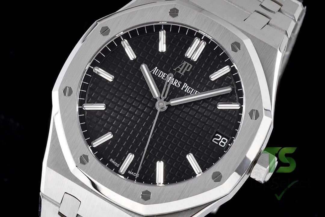 Audemars Piguet Royal Oak 15500 Black Dial - 8