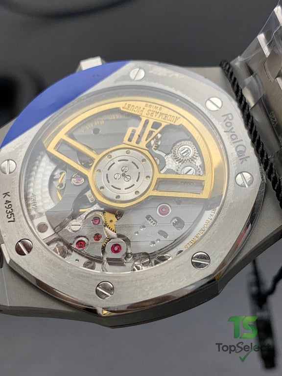 Audemars Piguet Royal Oak 15500 Blue Dial - 2
