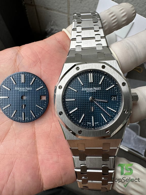 Audemars Piguet Royal Oak 15202 Blue Dial - 3