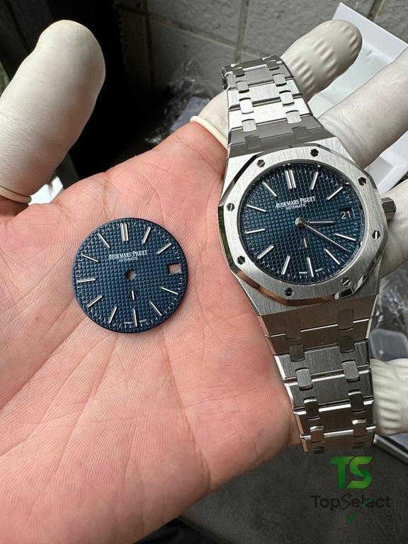 Audemars Piguet Royal Oak 15202 Blue Dial - 25