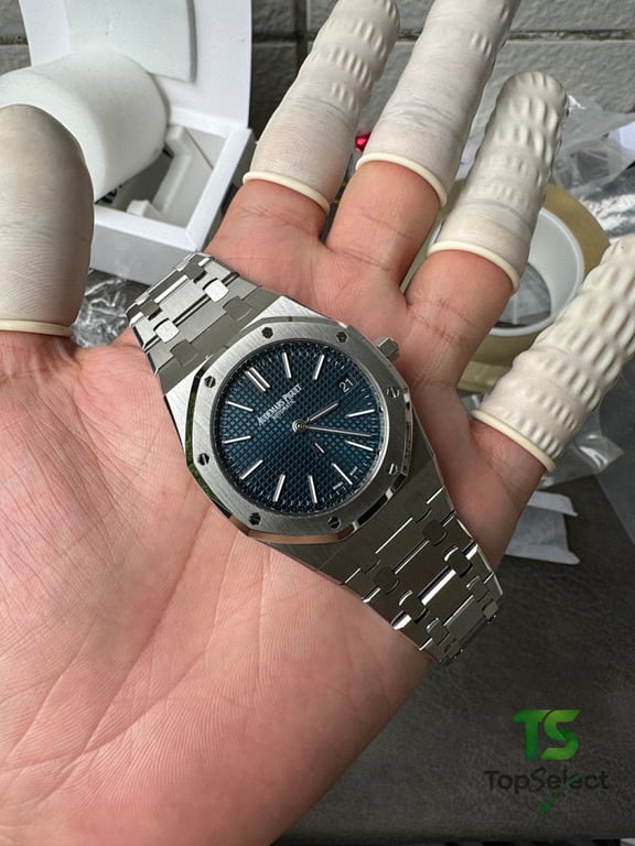 Audemars Piguet Royal Oak 15202 Blue Dial - 10
