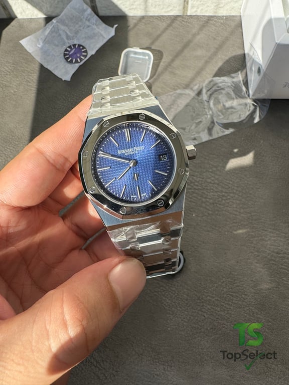 Audemars Piguet Royal Oak 15202 Blue Dial - 9