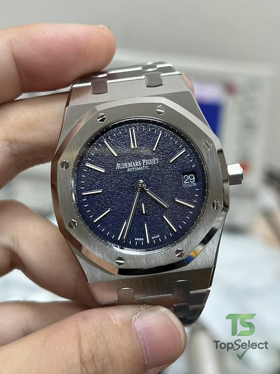 Audemars Piguet Royal Oak 16202 Grained Blue Dial - 2