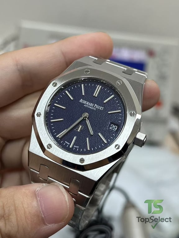 Audemars Piguet Royal Oak 16202 Grained Blue Dial - 5