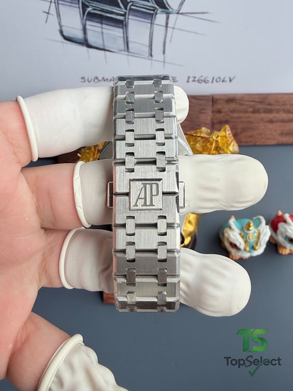 Audemars Piguet Royal Oak 15510ST White Dial - 3