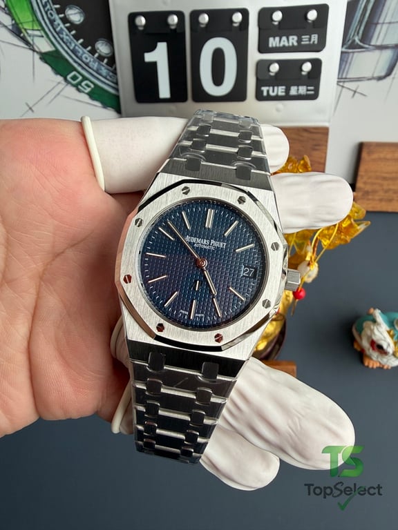 Audemars Piguet Royal Oak 15202 Blue Dial - 18