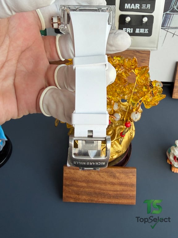 Richard Mille RM066 Flying Tourbillon Gold Finger - 11