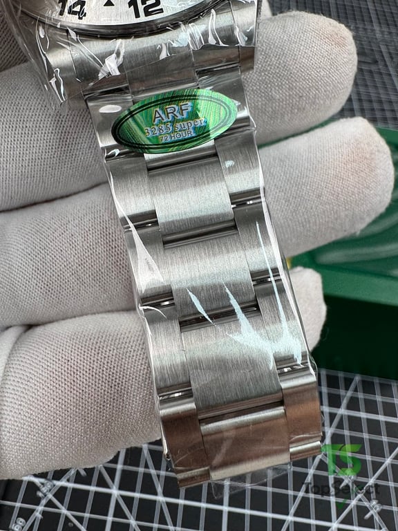 Cartier Tank Solo Steel Black Leather - 24