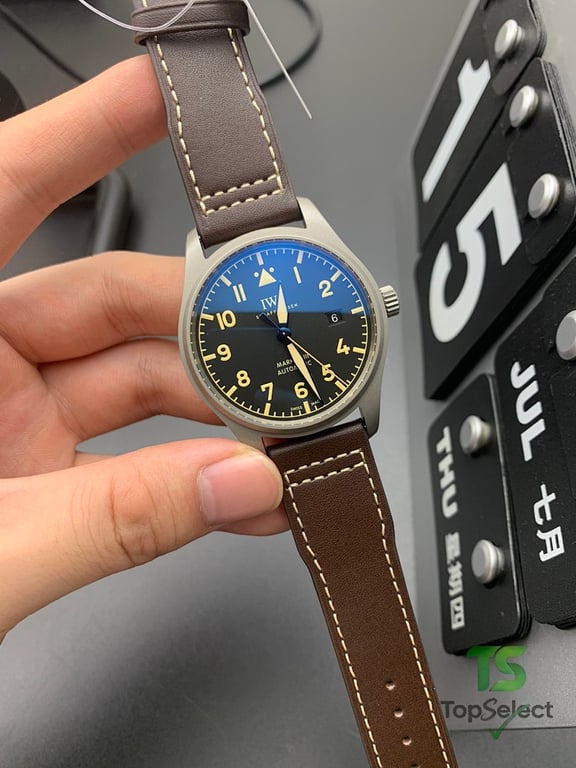IWC Pilot's Watch Mark XVIII Heritage Titanium - 3