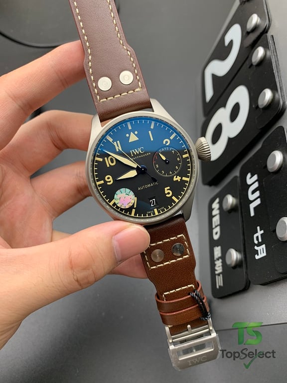 IWC Big Pilot's Watch Heritage Titanium - 2