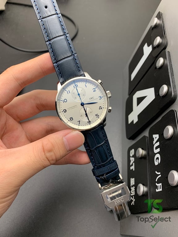 IWC Portugieser Chronograph White Dial Blue Hands - 4