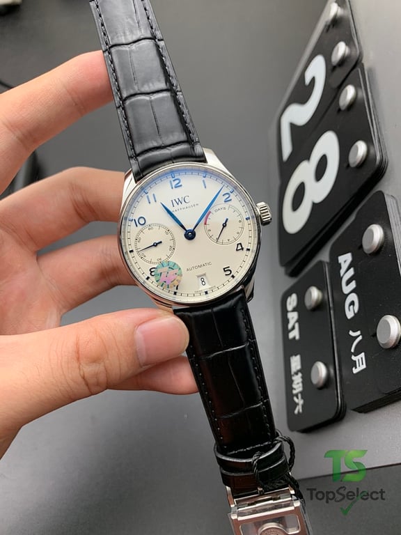 IWC Portugieser Automatic 7-Day White Dial Blue Hands - 3