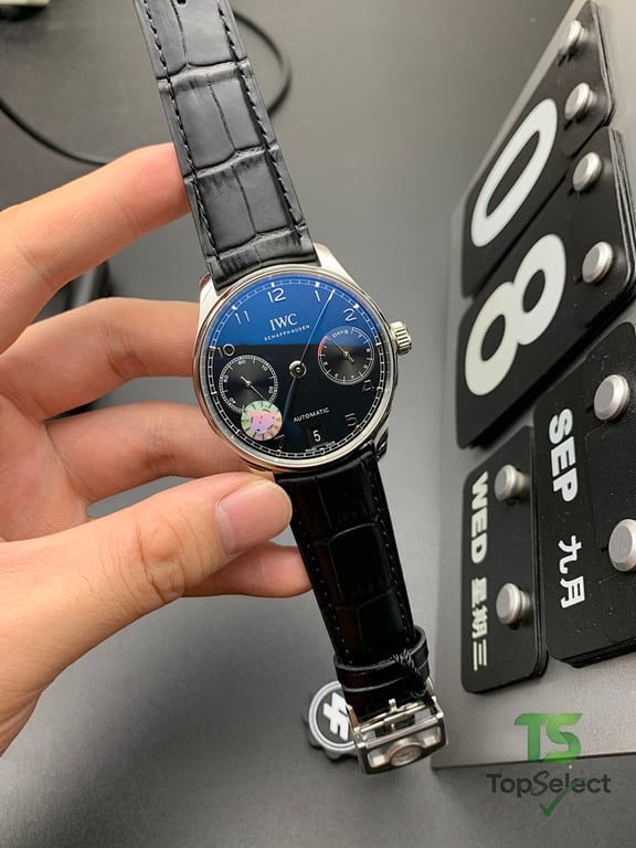 IWC Portugieser Automatic 7-Day Black Dial - 4