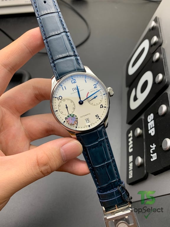 IWC Portugieser Automatic 7-Day White Dial Blue Hands - 3