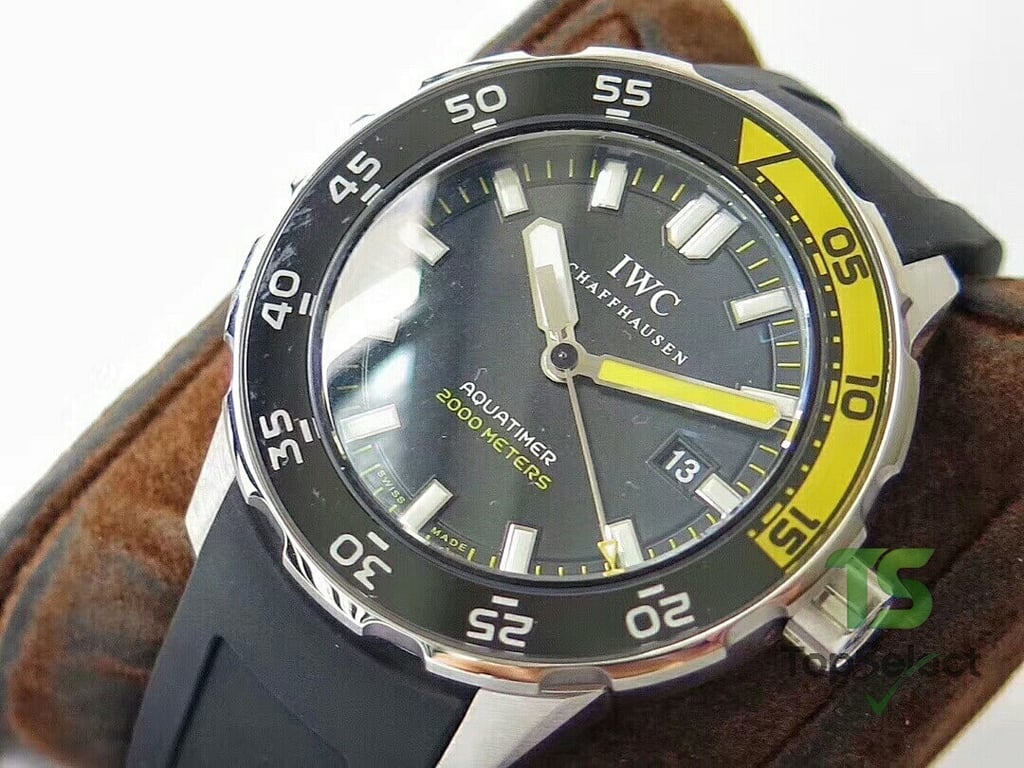 IWC Aquatimer 2000 Meters Black Yellow - 8