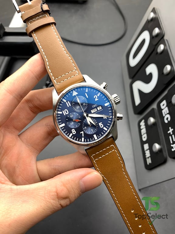 IWC Pilot's Watch Chronograph Le Petit Prince Blue Dial - 2