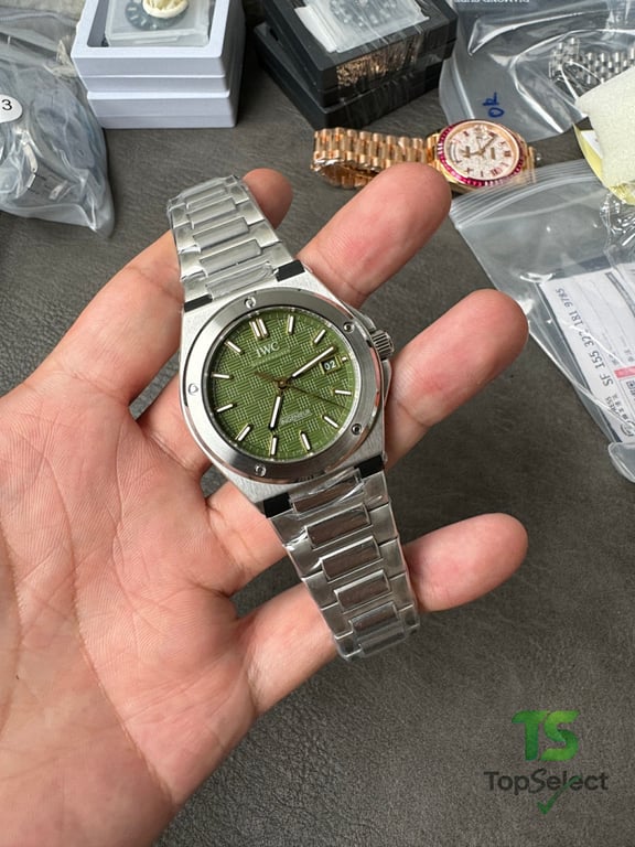 IWC Ingenieur Automatic 40 Green Dial - 10