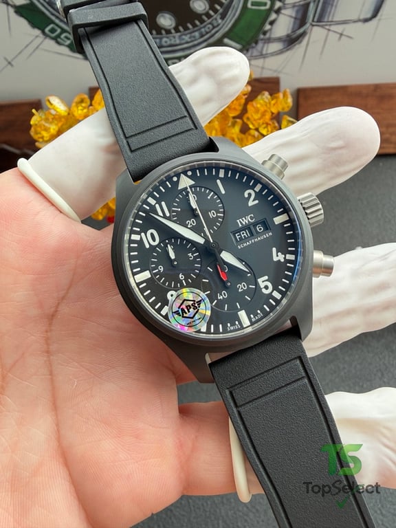 IWC Pilot's Watch Chronograph Ceramic Black - 17