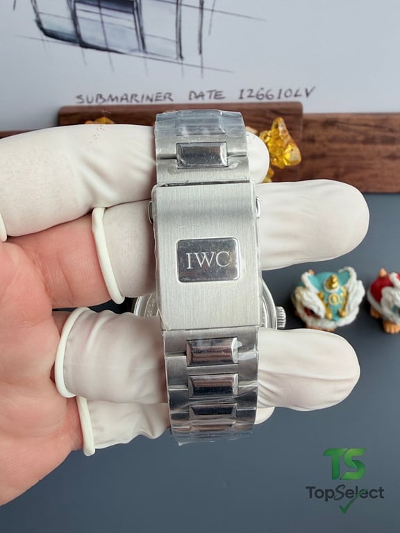 IWC Portugieser 7-Day Power Reserve Blue Dial - 2