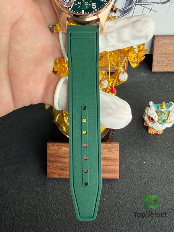 IWC Pilot's Watch Chronograph Green Dial - 19