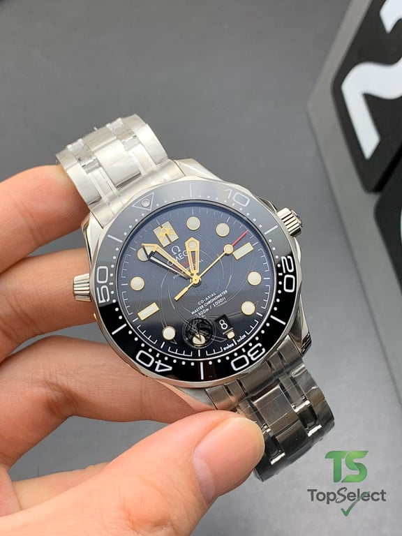 Omega Seamaster Diver 300M James Bond 007 Edition - 6