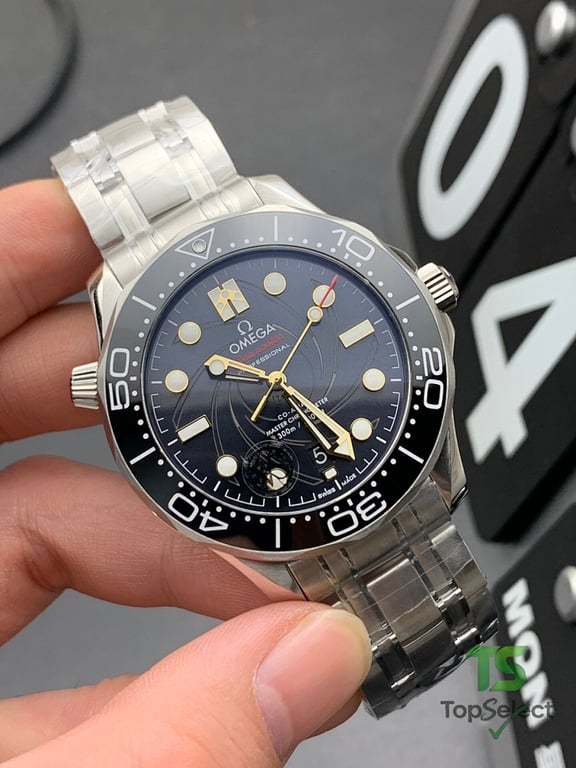 Omega Seamaster Diver 300M James Bond Edition - 6