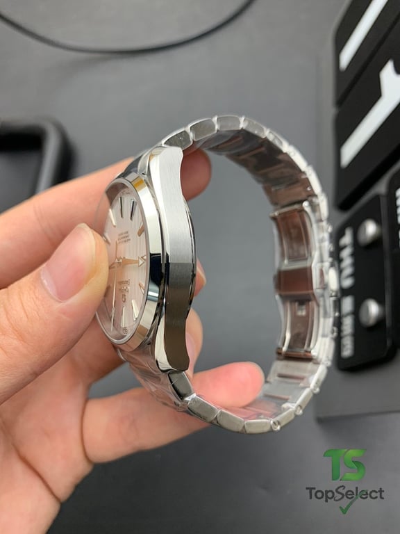 Omega Seamaster Aqua Terra 150M White Dial - 6