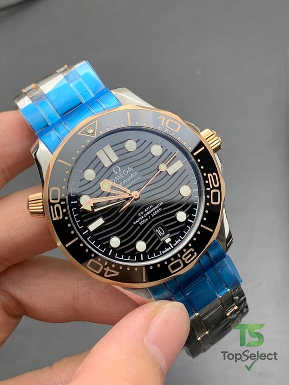Omega Seamaster Diver 300M Rose Gold Steel Black Dial - 4