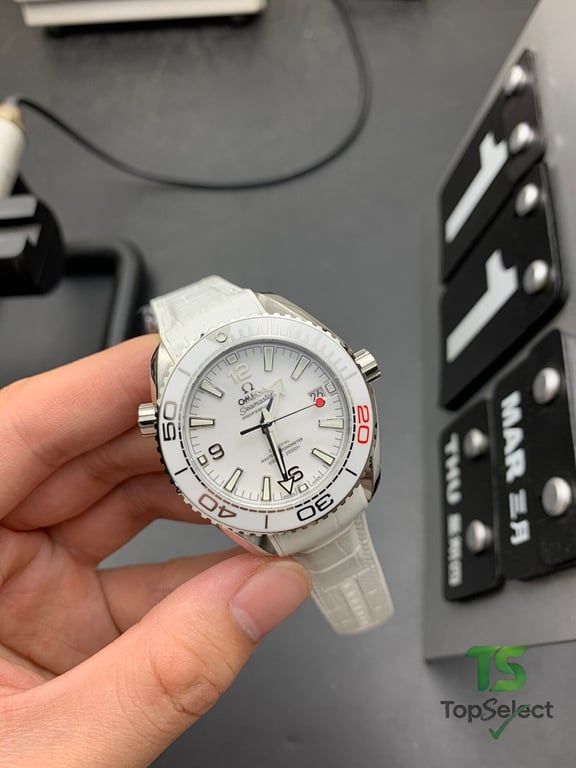 Omega Seamaster Planet Ocean Tokyo 2020 White - 2