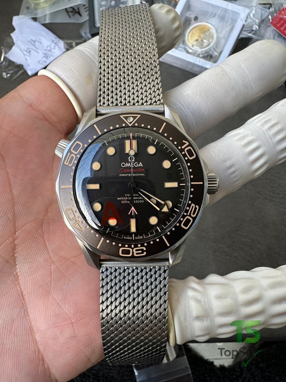 Omega Seamaster 300M No Time to Die 007 Edition - 21